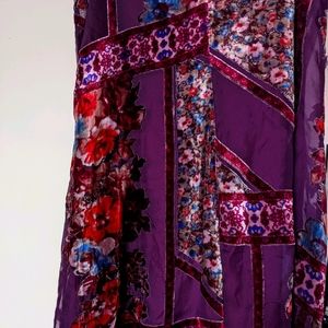 Francesca's purple 🟣 floral Dress size -L-
